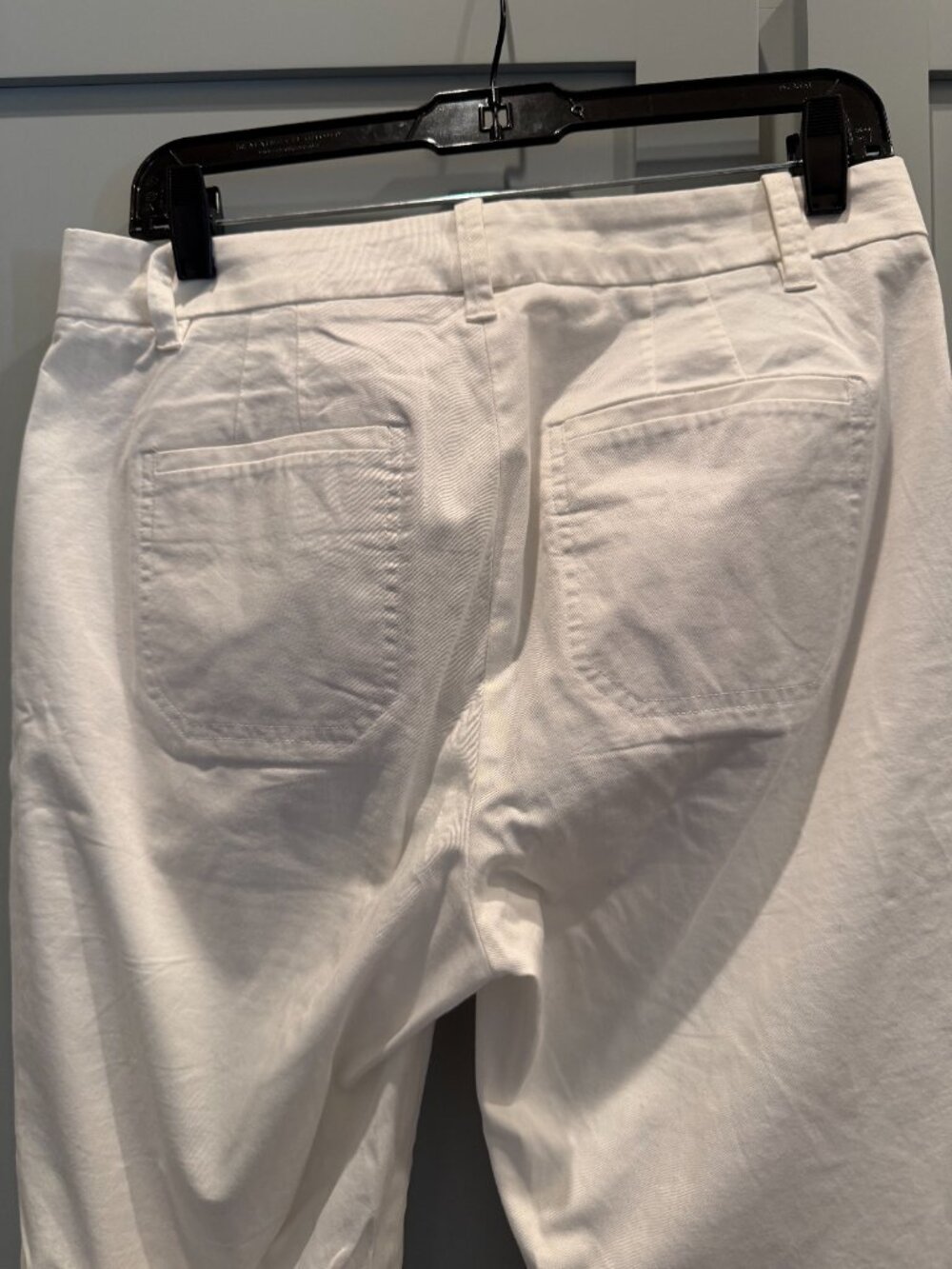 Lightly Worn Vince Coin Pocket Chino Pants – Size 8 in Optic White / Off-White - Picture 3 of 7